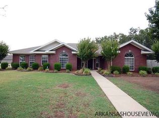 1520 Winstead Dr, Conway, AR 72034