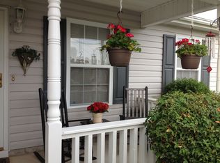 65 Brandywine Dr, Rossville, GA 30741