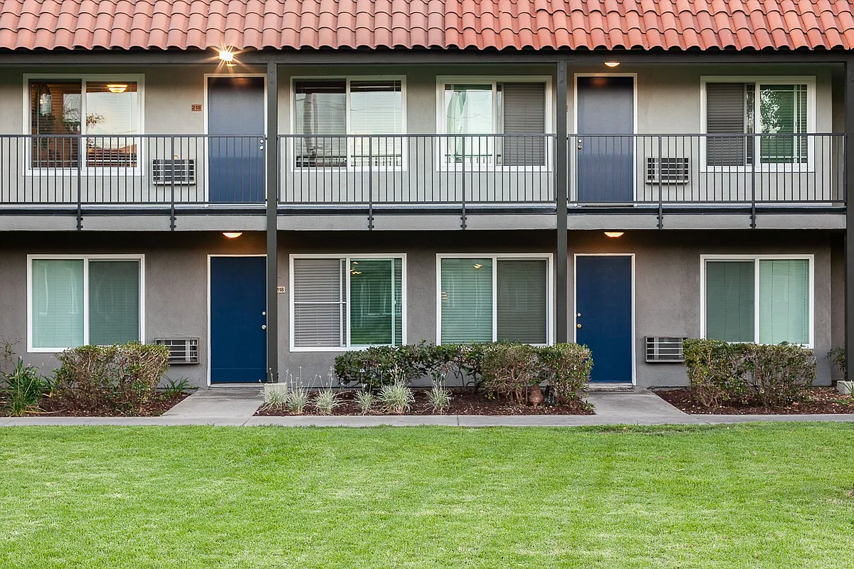 Building Photo - Tierra Palms Apartment Homes
