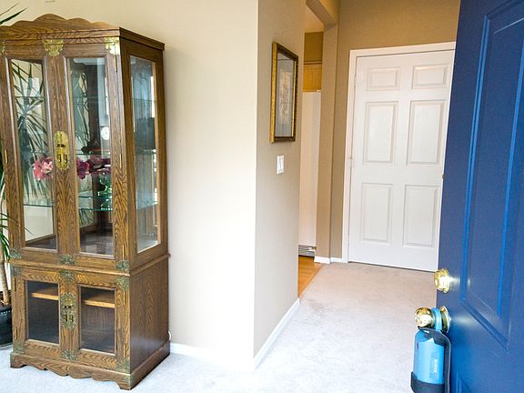 3rd image of 4204 Fieldstone Dr APT 201