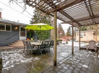 9223 216th St SW, Edmonds, WA 98020