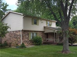 744 Raccoon Run, Greenwood, IN 46142