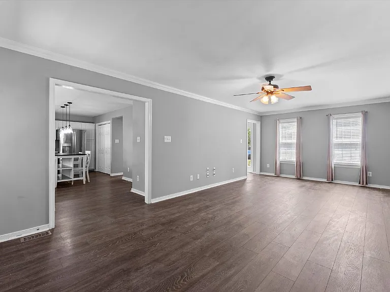 6912 Dartmouth Ave — Photo 10