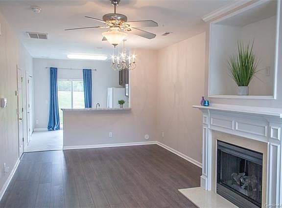 4th image of 333 Hancock Union Ln