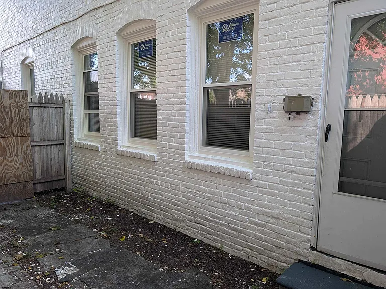 904 Westcoat Pl — Photo 21