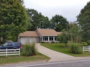 6570 Lake Harbor Rd, Norton Shores, MI 49441