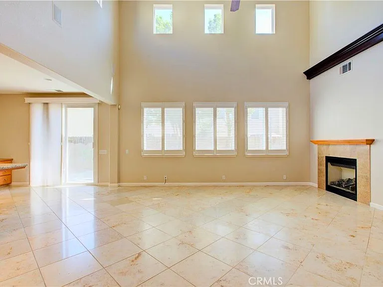 1286 Avignon Dr — Photo 6