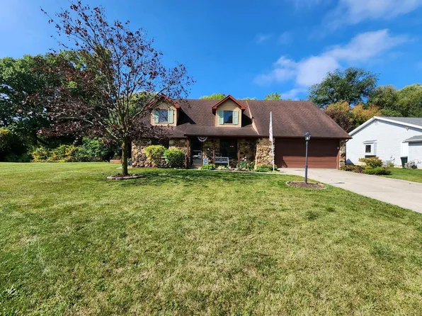 711 Pinehurst Dr, Fort Wayne, IN 46815