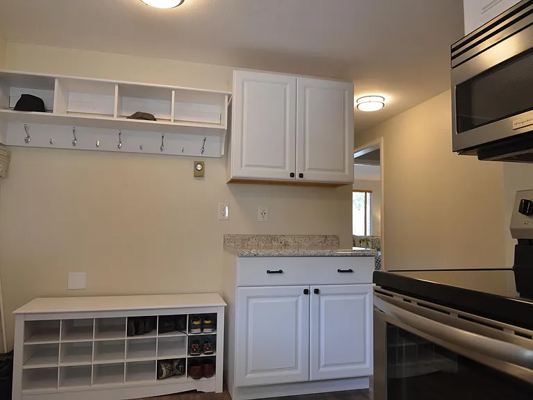 321 E Franklin Ave — Photo 4