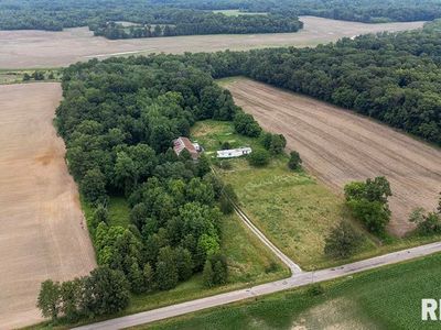 2217 Longleaf Ln, Flora, IL, 62839