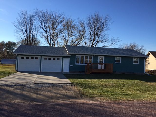 1st image of 305 N Othella St