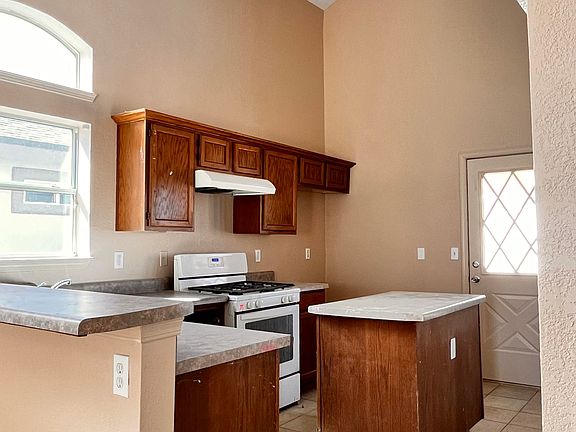 4th image of 12377 Tierra Arena Dr