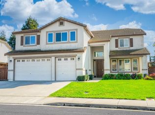825 Summerbreeze Dr, Vacaville, CA 95687