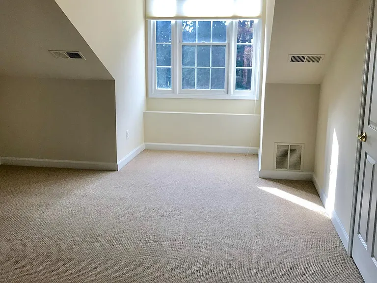 8904 Ashgrove House Ln — Photo 8