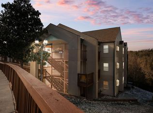 13 Woodpecker Ln BUILDING 5-13, Branson, MO 65616