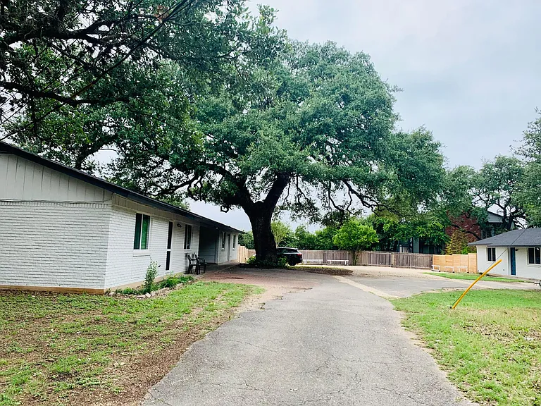 6706 Circle South Rd #B — Photo 15