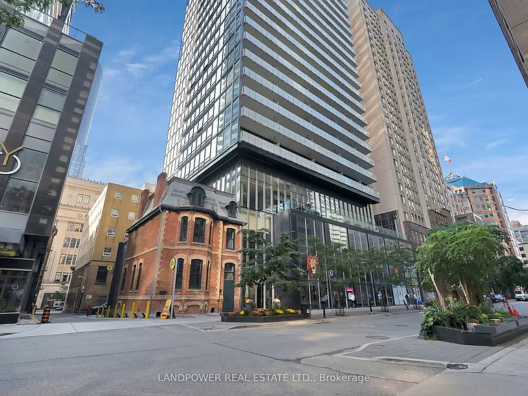 15 Grenville St #2609 — Photo 31