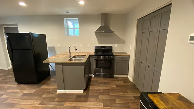 280 Saint Simons Cv — Photo 16