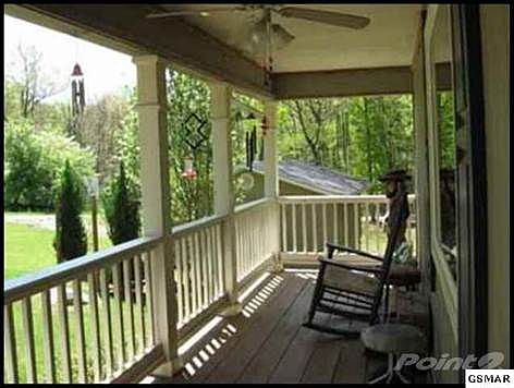 2nd image of 6909 Holiday Dr