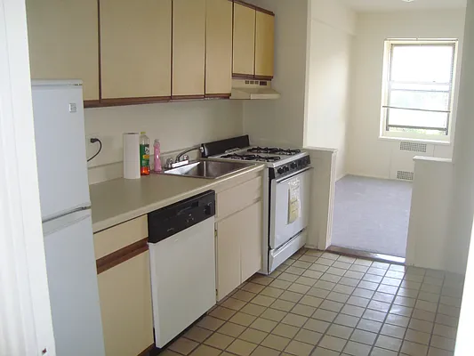 Rented by Benjamin Realty Since 1980 | media 31