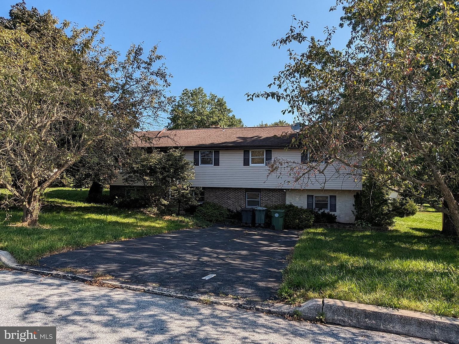 327 Baltzer Ave, Bernville, PA 19506 Zillow