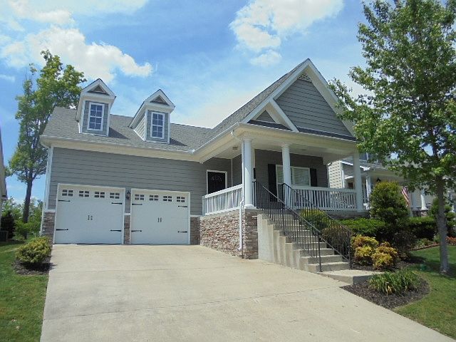 1st image of 3368 Redmon Hl