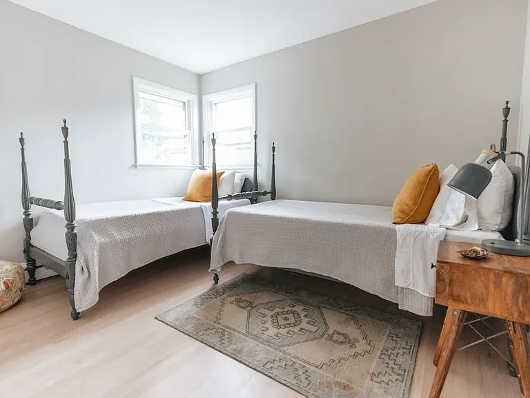 33 Clayton St — Photo 15