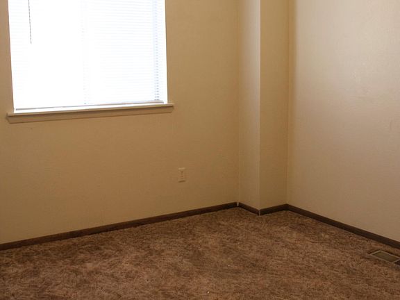 4th image of 2506 N Lee Ave APT 4