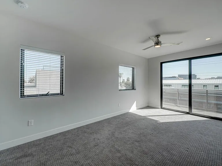 504 E Roosevelt St #1103 — Photo 16