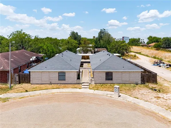 700 W Bronze Dr, Pharr, TX 78577