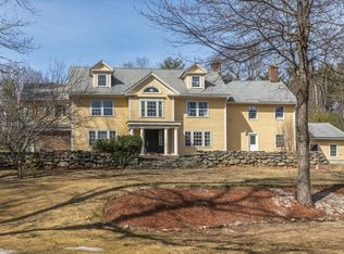 7 Fourwinds Dr, Ashburnham, MA 01430