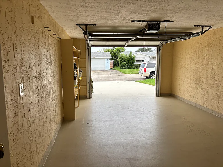 5629 Saren Dr — Photo 22