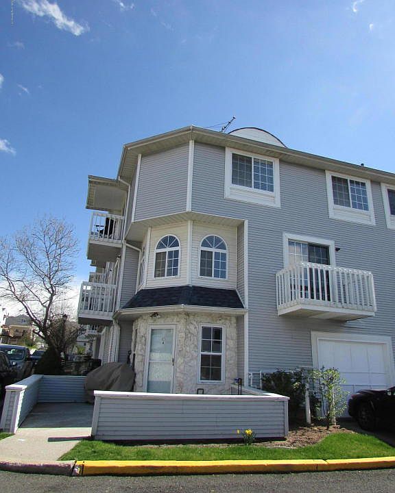 1st image of 43A Country Dr E Unit 73