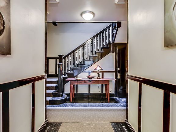 3rd image of 1116 W Columbia Ave APT 2W