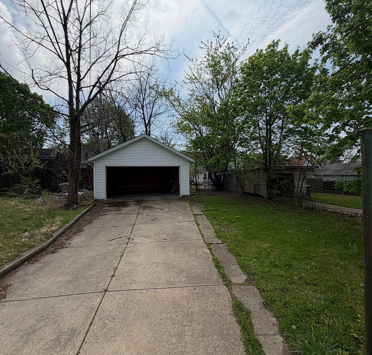 2 bed, 1091 sqft, $950 — Photo 2