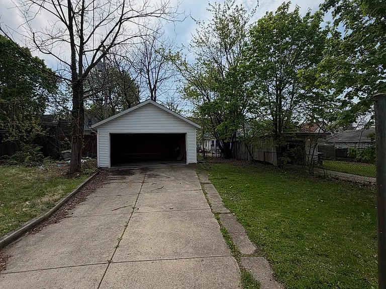 7818 Vineyard Ave #2 — Photo 2