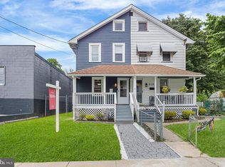 208 Cooper St, Beverly, NJ 08010
