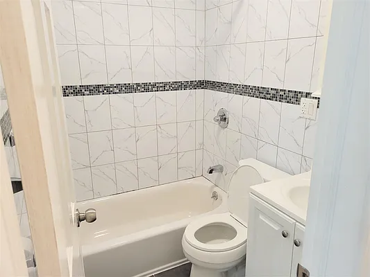 Rented by Virtual Real Estate | media 16