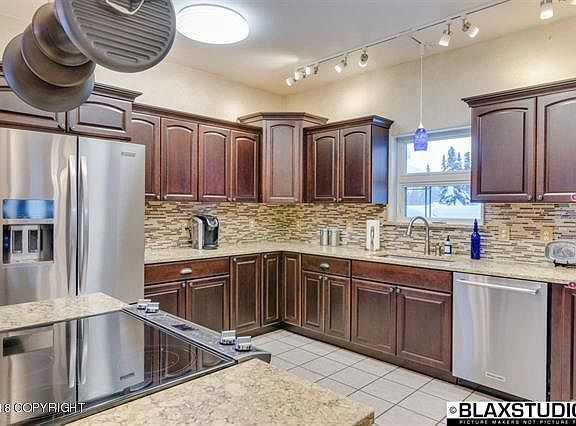 5th image of 3330 Liberty Ct