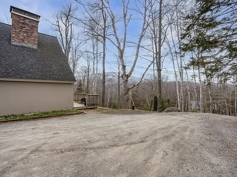 15 Nearing Rd — Photo 32