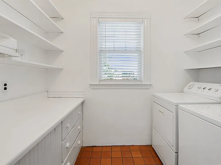 5 Pearl St #1 — Photo 28
