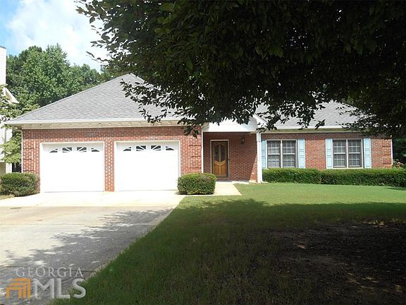 2nd image of 381 Timber Laurel Ln