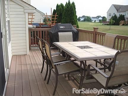 TimberTech Deck - no maintenance
