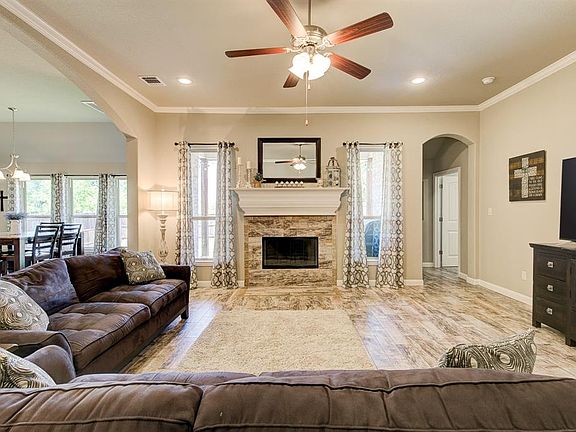 5th image of 700 Westgate Dr