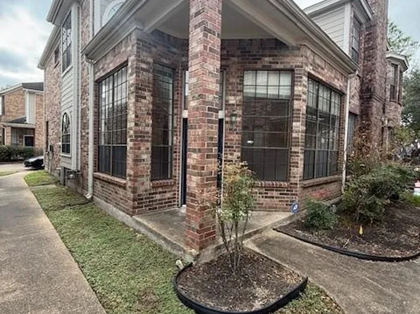 8888 Benning Dr APT 271, Houston, TX 77031