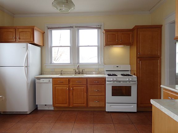 5th image of 2912 Edina Blvd