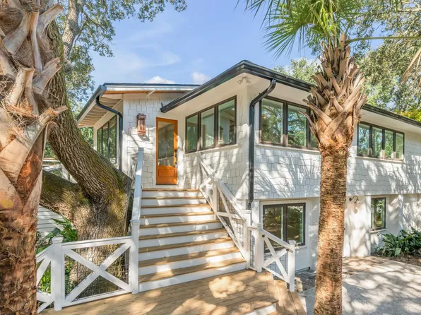 816 Palm Blvd, Isle Of Palms, SC 29451