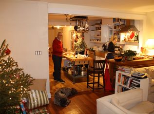 18 Ernest St, Barrington, RI 02806