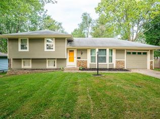 13210 Winchester Ave, Grandview, MO 64030