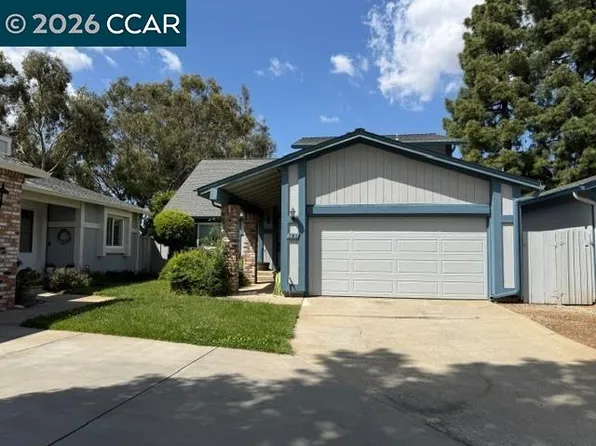 585 Mount Dell Dr, Clayton, CA 94517